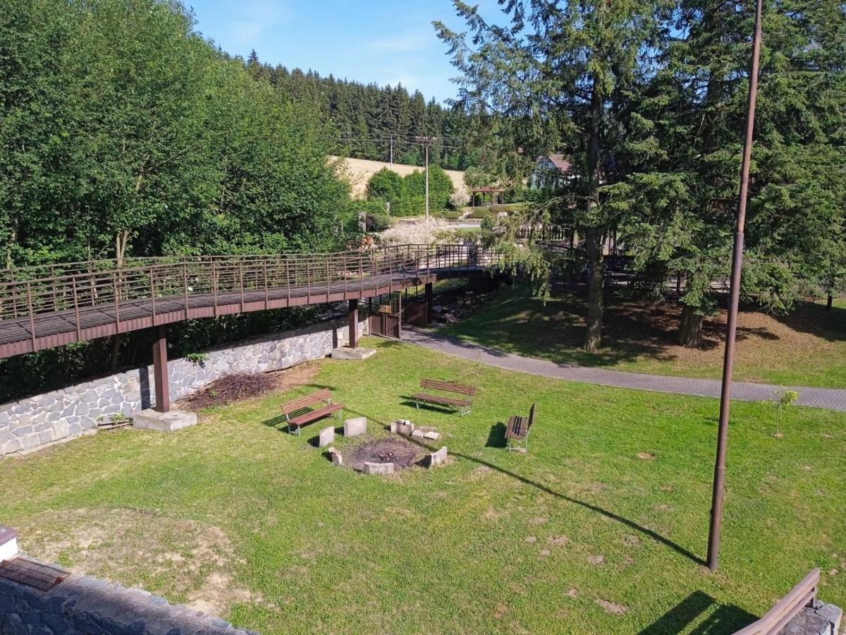 Hotel Forestyma Hodonín 外观 照片